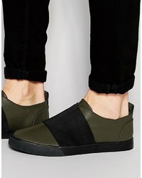 olivgrüne Slip-On Sneakers von Asos