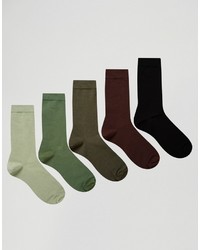 olivgrüne Socken von Asos