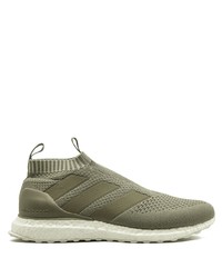 olivgrüne Sportschuhe von adidas