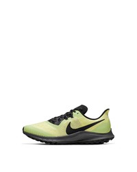 olivgrüne Sportschuhe von Nike