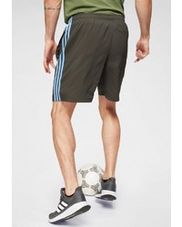 olivgrüne Sportshorts von adidas