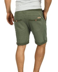 olivgrüne Sportshorts von INDICODE