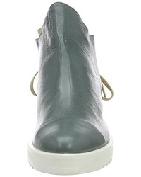 olivgrüne Stiefel von TAPODTS