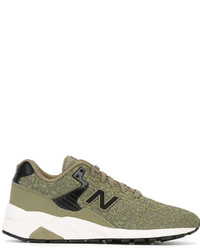 olivgrüne Turnschuhe von New Balance