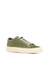 olivgrüne Wildleder niedrige Sneakers von Common Projects