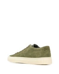 olivgrüne Wildleder niedrige Sneakers von Common Projects