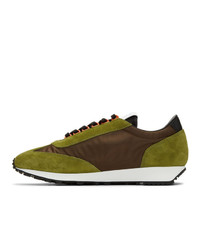 olivgrüne Wildleder niedrige Sneakers von Prada