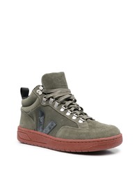 olivgrüne Wildleder niedrige Sneakers von Veja