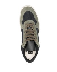 olivgrüne Wildleder niedrige Sneakers von Veja