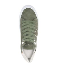 olivgrüne Wildleder niedrige Sneakers von Philippe Model Paris