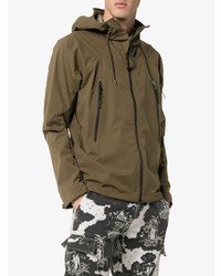 olivgrüne Windjacke von CP Company