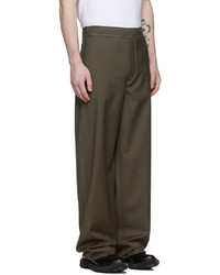 olivgrüne Wollchinohose von UNIFORME