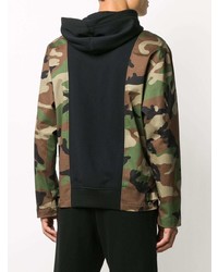 olivgrüner Camouflage Pullover mit einem Kapuze von Moschino