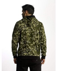 olivgrüner Camouflage Pullover mit einem Kapuze von Dangerous