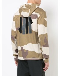 olivgrüner Camouflage Pullover mit einem Kapuze von adidas