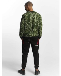 olivgrüner Camouflage Pullover mit einem Rundhalsausschnitt von Dangerous