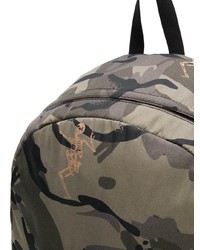 olivgrüner Camouflage Rucksack von Alexander McQueen