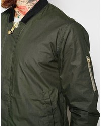 olivgrüner Parka