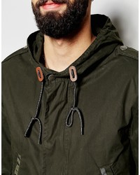 olivgrüner Parka