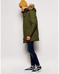 olivgrüner Parka