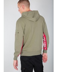 olivgrüner Pullover mit einem Kapuze von Alpha Industries