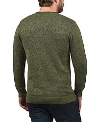 olivgrüner Pullover mit einem V-Ausschnitt von BLEND