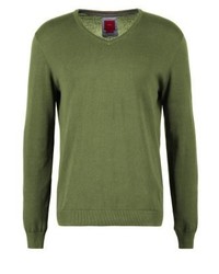 olivgrüner Pullover mit einem V-Ausschnitt von s.Oliver