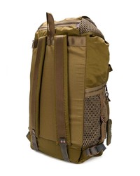 olivgrüner Rucksack von Eastpak