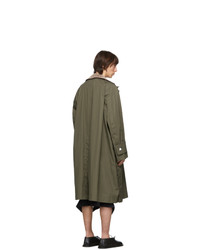 olivgrüner Trenchcoat von Sacai