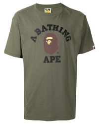 olivgrünes bedrucktes T-Shirt mit einem Rundhalsausschnitt von A Bathing Ape