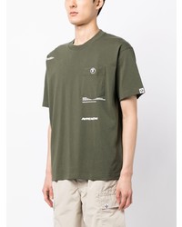 olivgrünes bedrucktes T-Shirt mit einem Rundhalsausschnitt von AAPE BY A BATHING APE