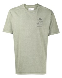 olivgrünes bedrucktes T-Shirt mit einem Rundhalsausschnitt von Chocoolate