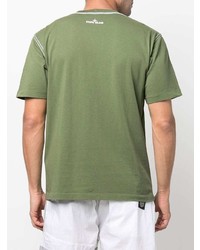 olivgrünes bedrucktes T-Shirt mit einem Rundhalsausschnitt von Stone Island