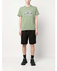 olivgrünes bedrucktes T-Shirt mit einem Rundhalsausschnitt von Stone Island