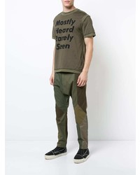 olivgrünes bedrucktes T-Shirt mit einem Rundhalsausschnitt von Mostly Heard Rarely Seen
