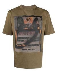 olivgrünes bedrucktes T-Shirt mit einem Rundhalsausschnitt von Heron Preston