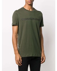 olivgrünes bedrucktes T-Shirt mit einem Rundhalsausschnitt von Calvin Klein Jeans
