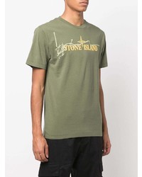 olivgrünes bedrucktes T-Shirt mit einem Rundhalsausschnitt von Stone Island