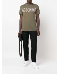 olivgrünes bedrucktes T-Shirt mit einem Rundhalsausschnitt von Moschino