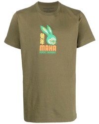 olivgrünes bedrucktes T-Shirt mit einem Rundhalsausschnitt von Maharishi