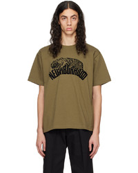 olivgrünes bedrucktes T-Shirt mit einem Rundhalsausschnitt von Neighborhood