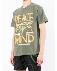 olivgrünes bedrucktes T-Shirt mit einem Rundhalsausschnitt von Blood Brother