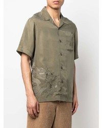 olivgrünes besticktes Kurzarmhemd von Maharishi