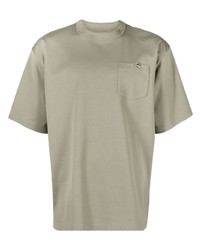 olivgrünes besticktes T-Shirt mit einem Rundhalsausschnitt von Sacai