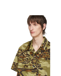 olivgrünes Camouflage Kurzarmhemd von Givenchy