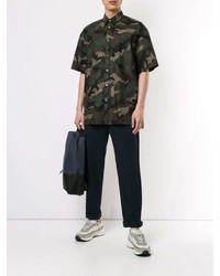 olivgrünes Camouflage Kurzarmhemd von Valentino