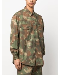 olivgrünes Camouflage Langarmhemd von Moschino