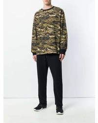 olivgrünes Camouflage Sweatshirt von Puma