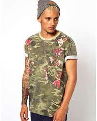 olivgrünes Camouflage T-Shirt mit einem Rundhalsausschnitt von 55dsl