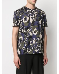 olivgrünes Camouflage T-Shirt mit einem Rundhalsausschnitt von Les Hommes